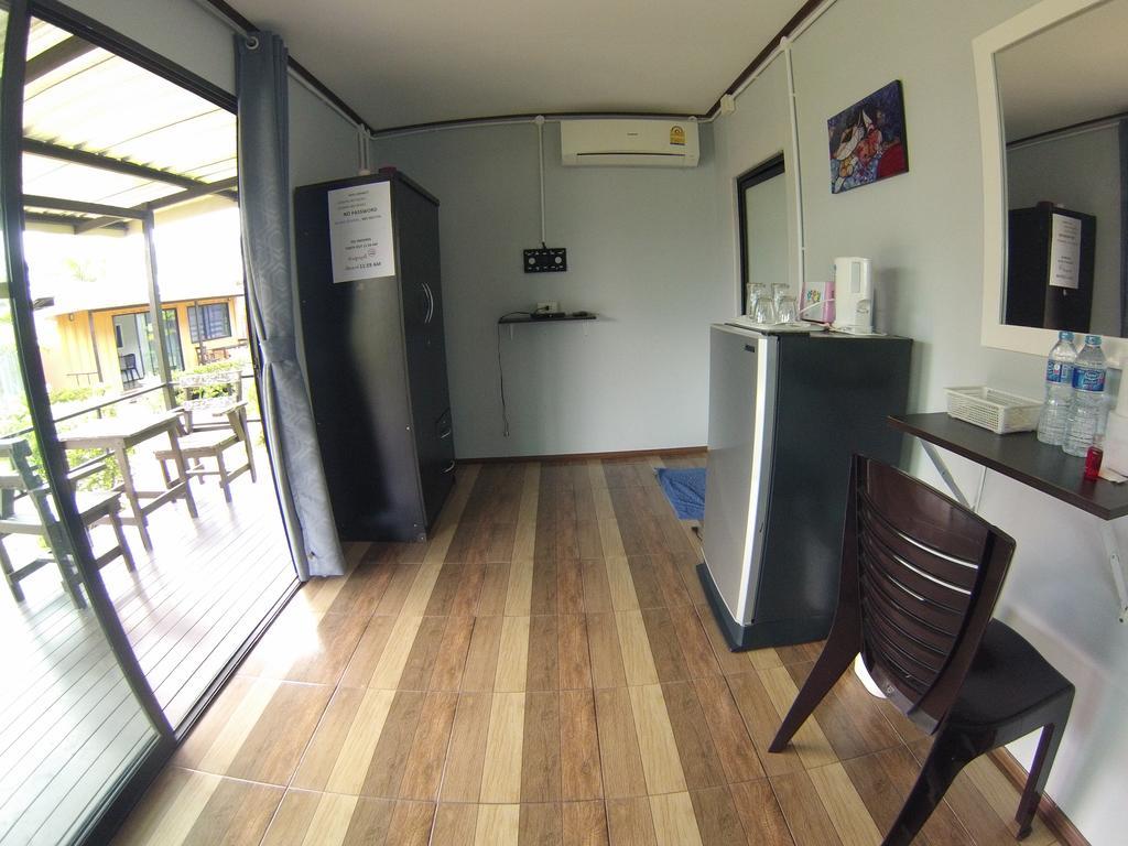 Guest House Ao Nang Bed Boxx Exteriör bild